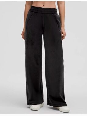 lululemon Scuba mid rise Black Wide-Leg Velour velvet cord Lounge Pants